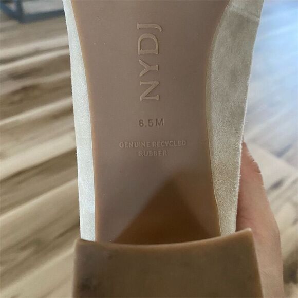 NYDJ Women's Beige Suede Block Heel Pumps size 8.5 - Picture 8 of 10